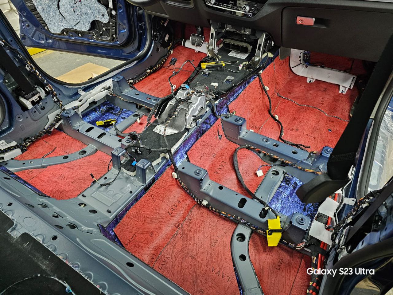 BMW для «своих», Haval для защиты и интрига на пятницу!